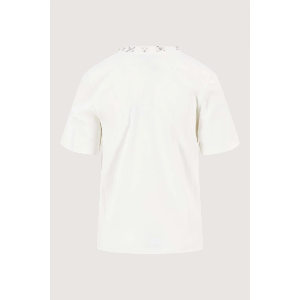 t-shirt with beaded neckline short sleeve