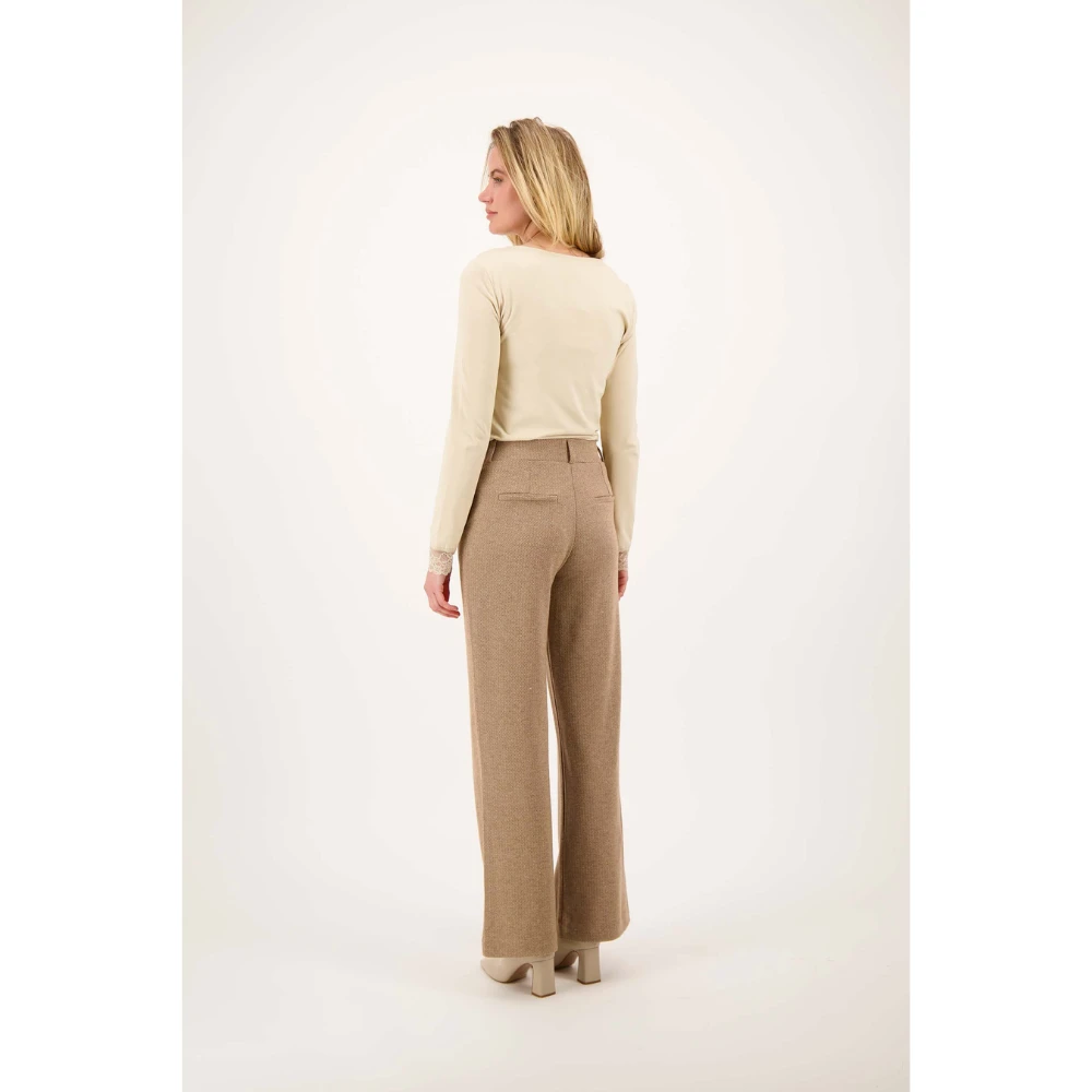 boat neck top 3/4 sleeve with lace trim