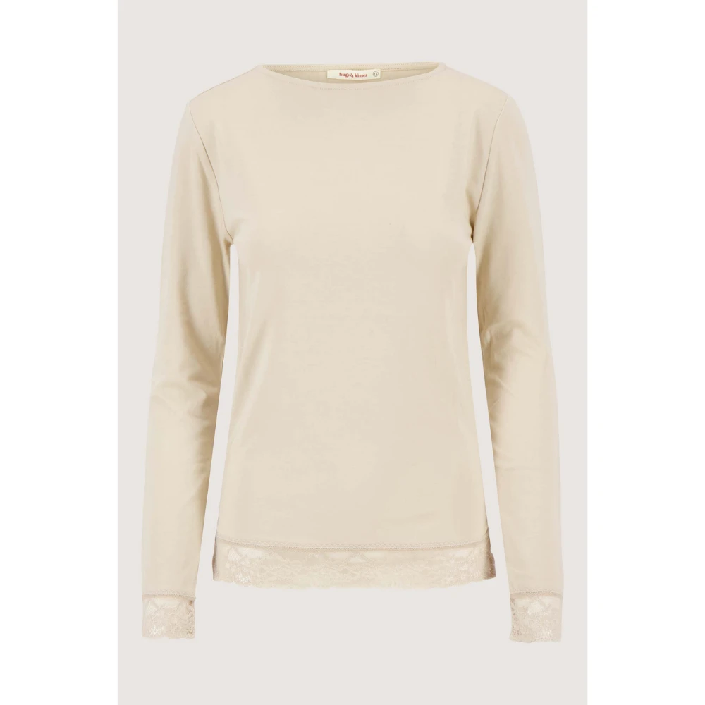 boat neck top 3/4 sleeve with lace trim