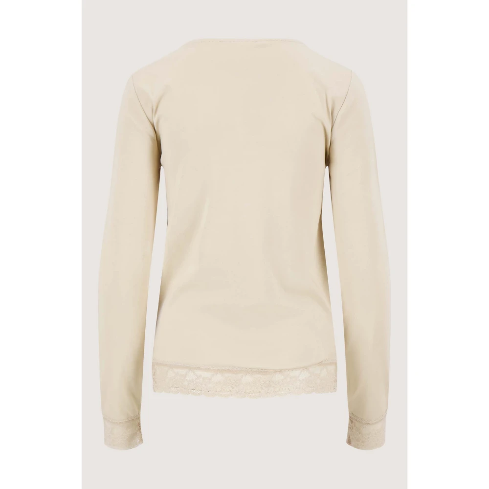 boat neck top 3/4 sleeve with lace trim