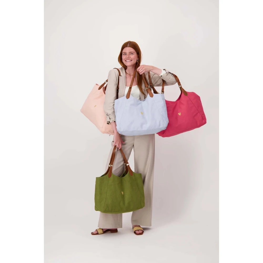 Love totebag met leren details