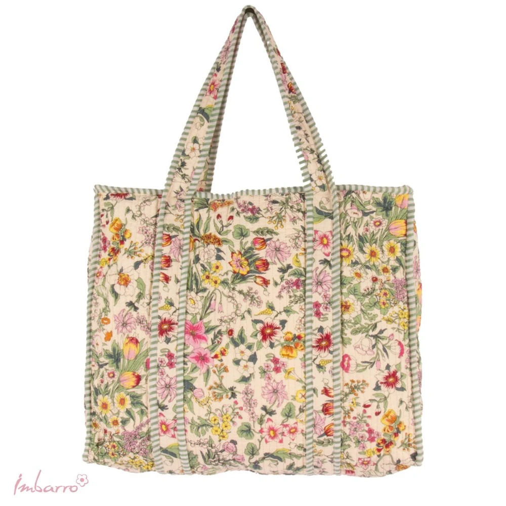 Shopper Helena