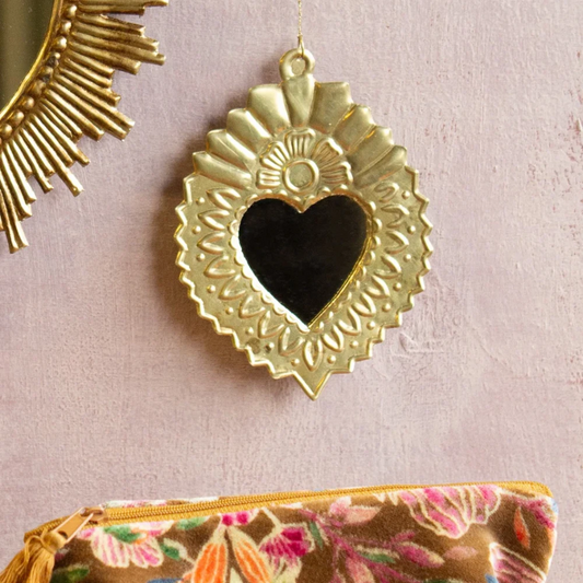 Spiegel loving heart