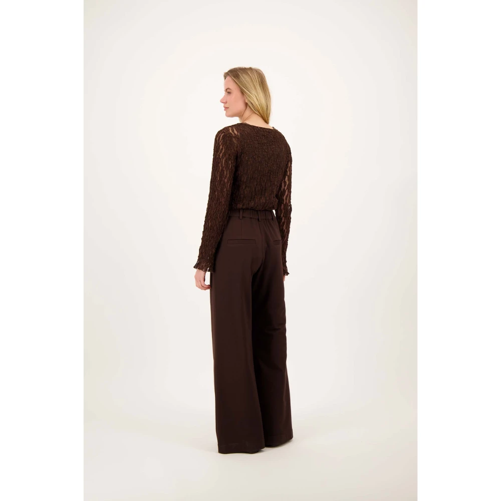 stretch lace top with ruffle sleeve